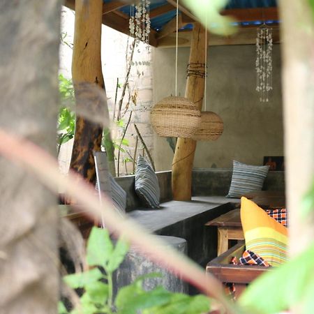 Cili Hotel Аругам Экстерьер фото