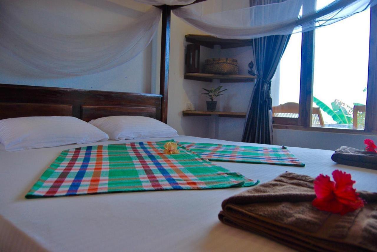 Cili Hotel Аругам Экстерьер фото